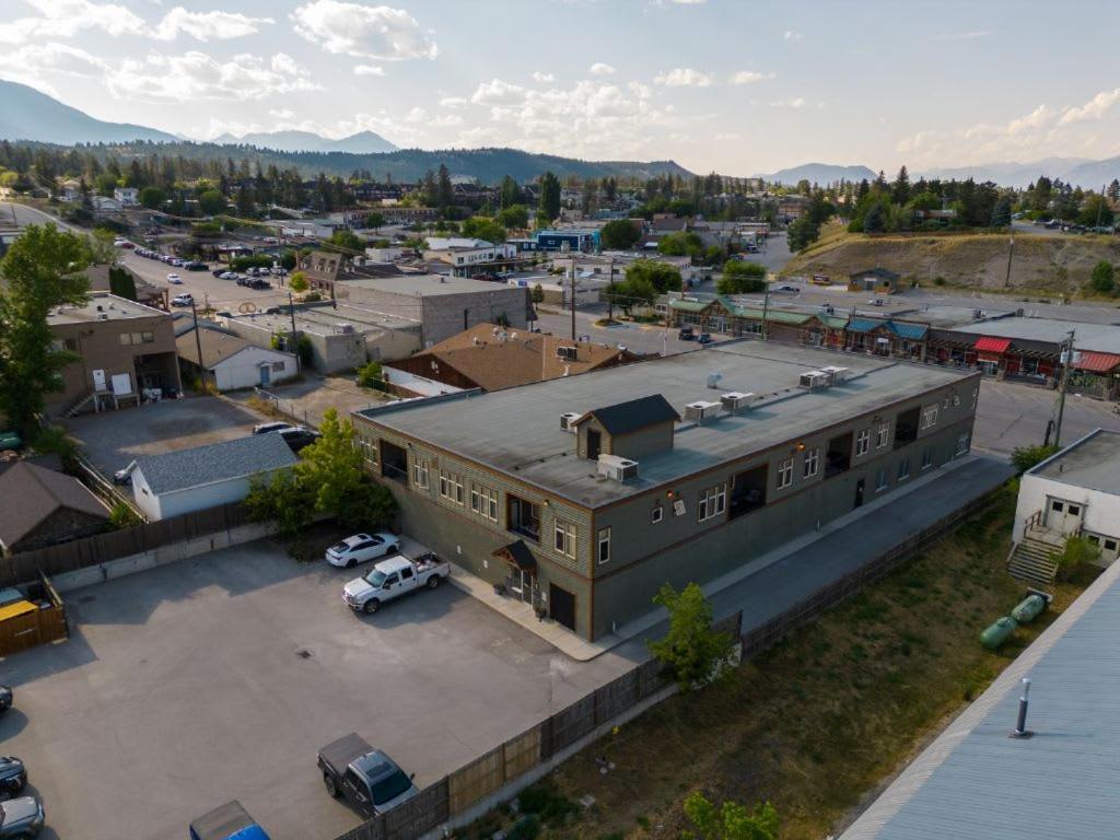 Apartmán The Grizzly House I Sleep 7 I Patio & Bbq I 55 Tv Invermere Exteriér fotografie
